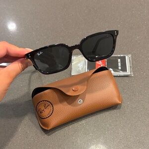 NWT Ray Ban Zaya